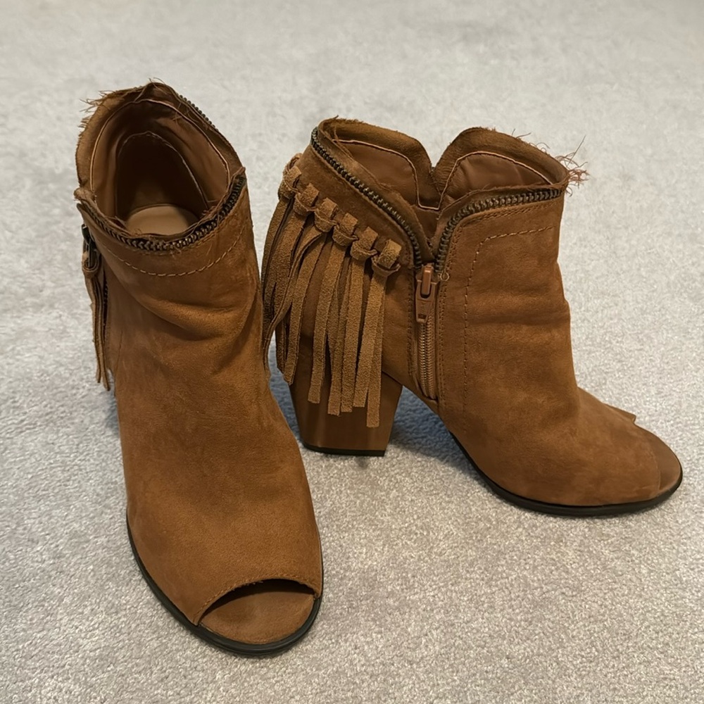 Dolce Vita booties - open toe. Fringe and boho fabulous.
